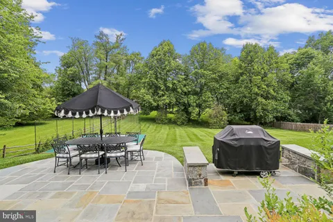 $2,475,000 | 11736 Gainsborough Road, Potomac, MD 20854