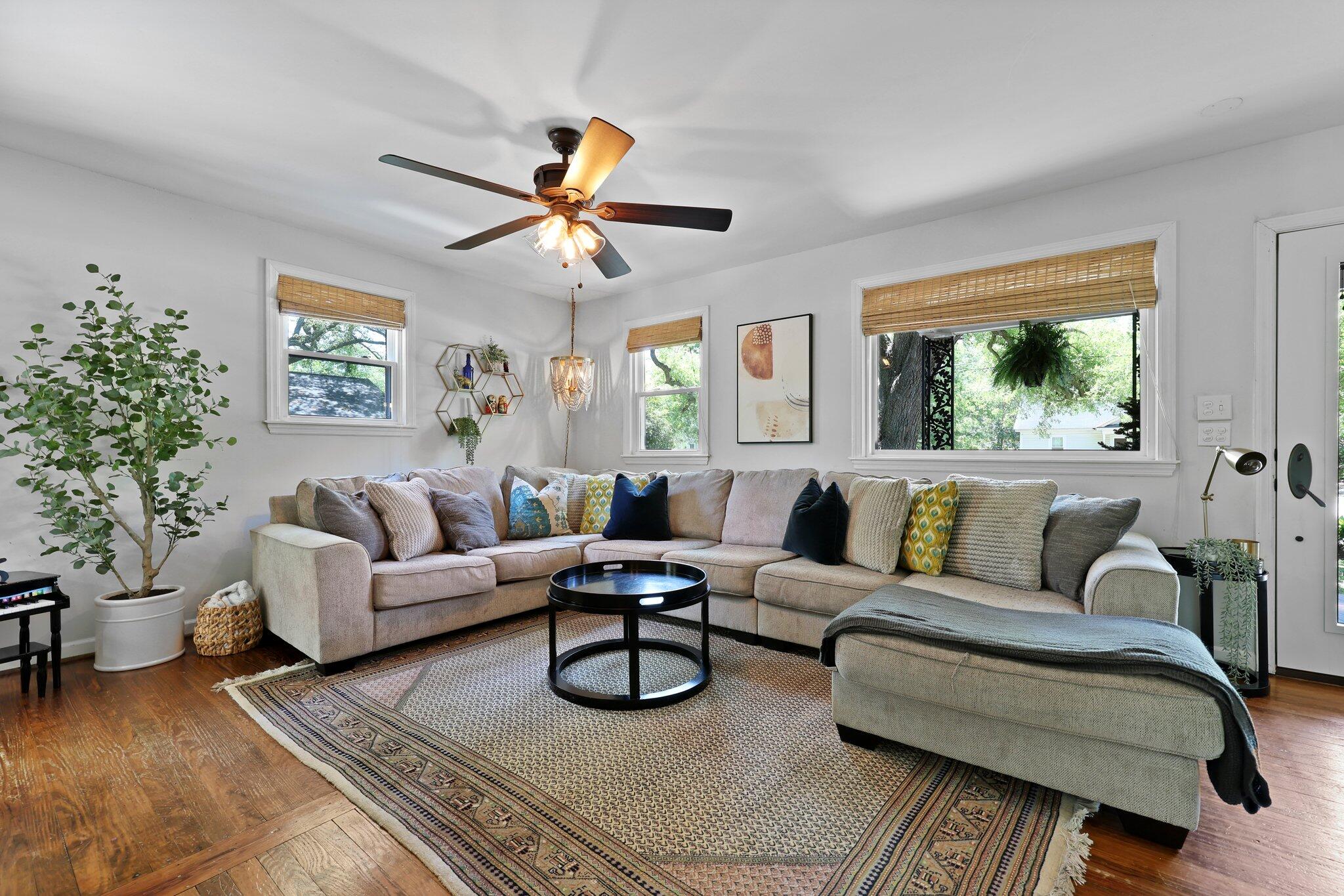 1514 Gardenia Road Charleston, SC 29407 - Photo 4 of 21 10-web-or-mls-RU4A0010