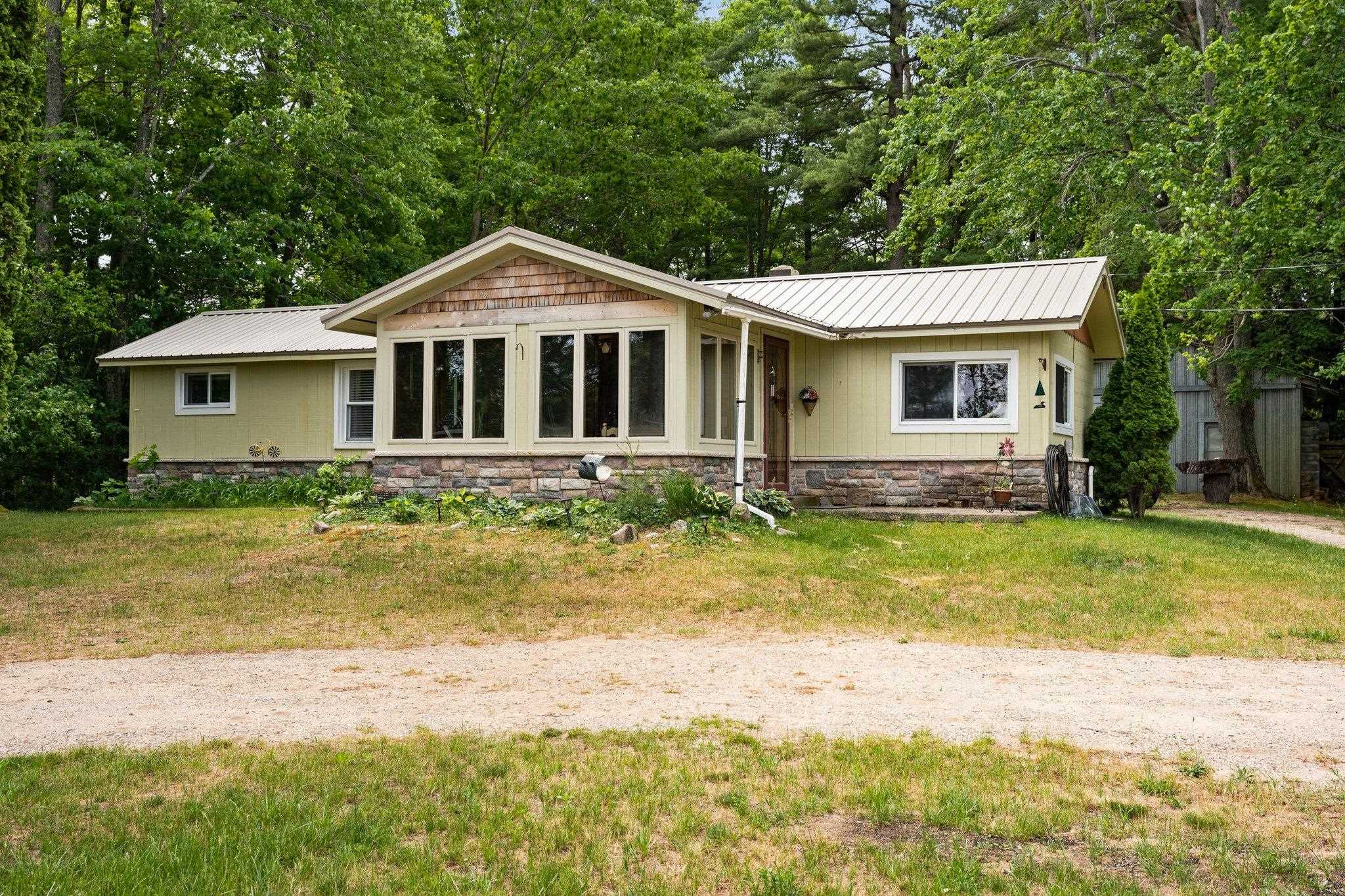6579 Ingersoll Road Southwest Fife Lake, MI 49633 - Photo 8 of 38 1912380-7.JPG