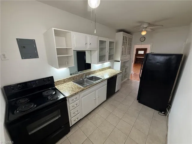 $1,195 | 1318 Glade Street Northwest, Unit 41, Winston-Salem, NC 27101