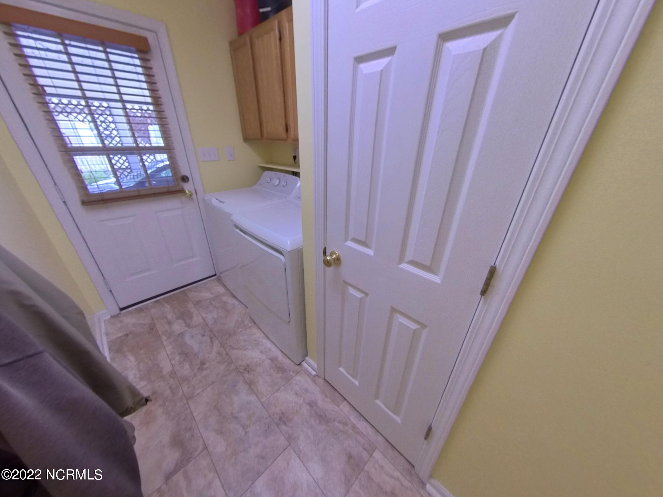 447 Deer Path Calabash, NC 28467 - Photo 23 of 55 Laundry Room