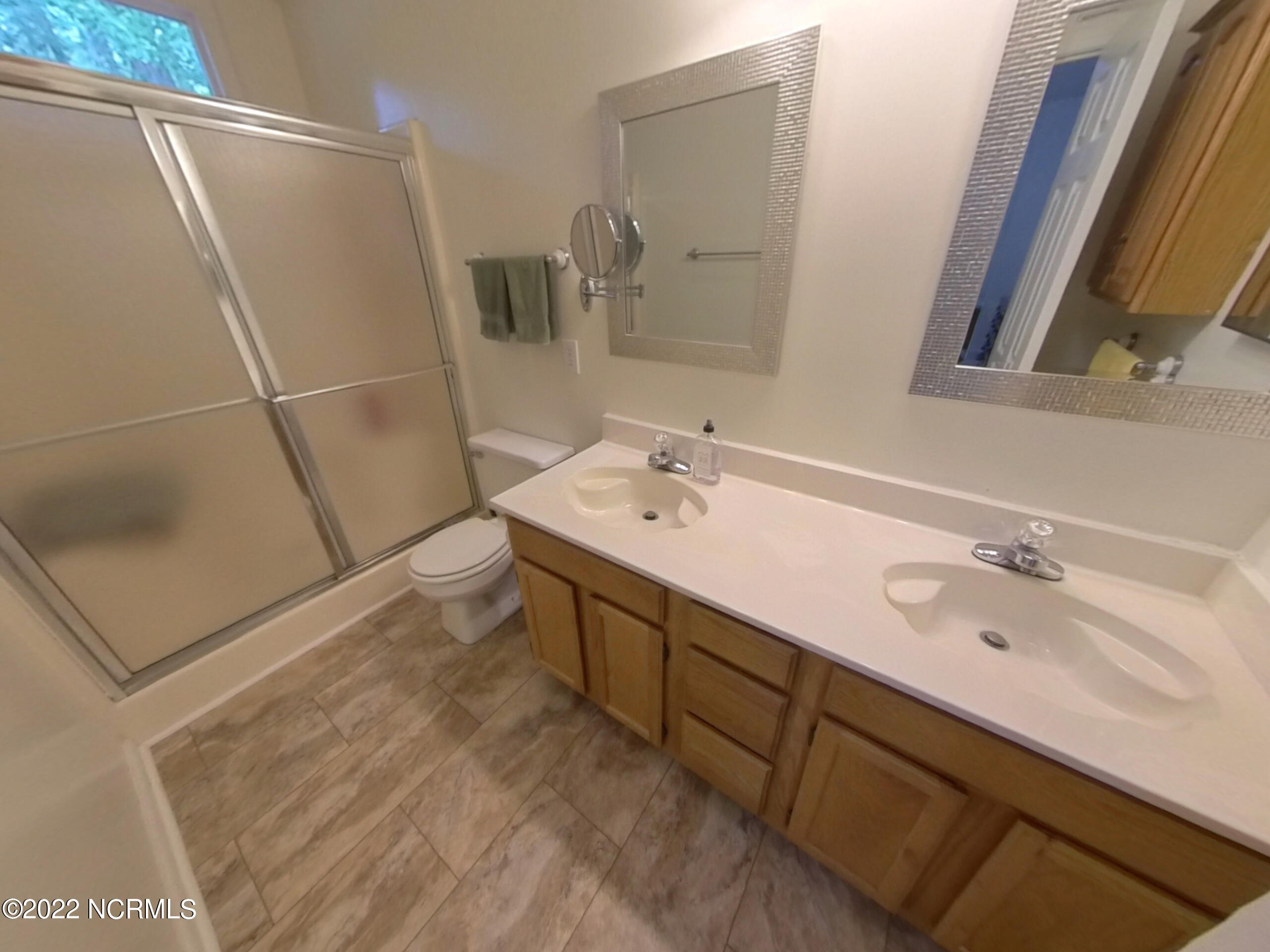 447 Deer Path Calabash, NC 28467 - Photo 37 of 55 Master Bathroom