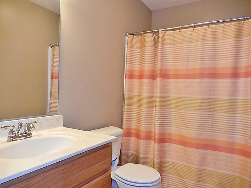 105 Lovi Road Economy, PA 15005 - Photo 17 of 25 Full Bath.