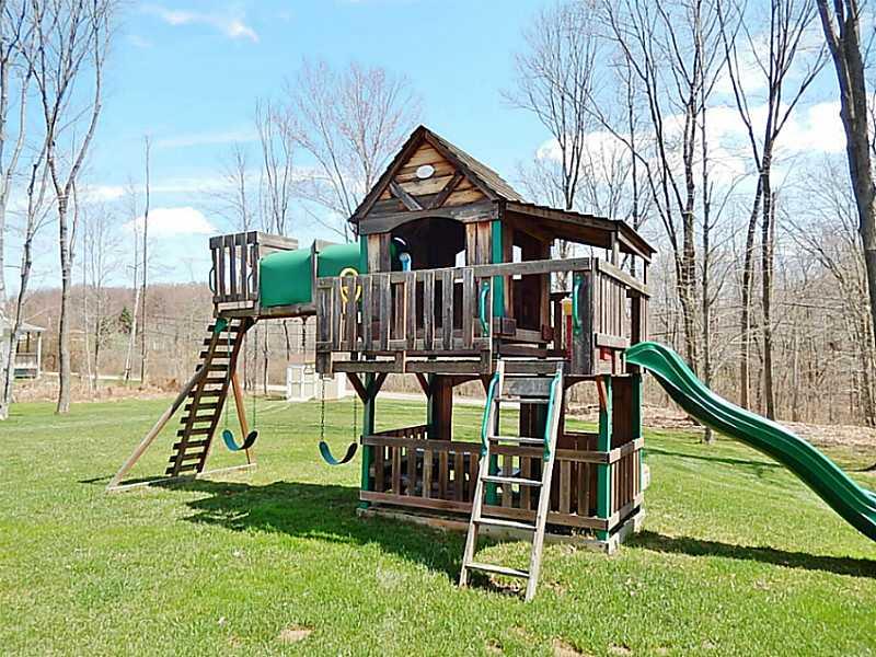 105 Lovi Road Economy, PA 15005 - Photo 20 of 25 Yard/Garden.