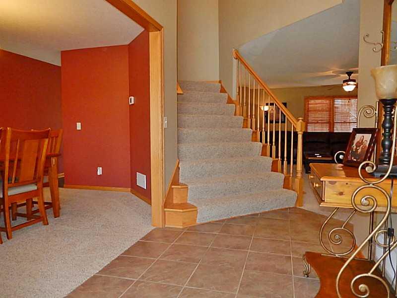 Entry/Foyer. 