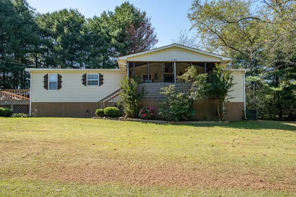 $255,000 | 2862 Highway 43 South, Loretto, TN 38469