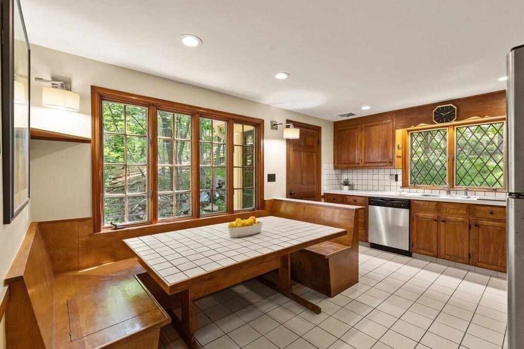 10 Ware Road Winchester, MA 01890 - Photo 17 of 42 Gallery Image 17