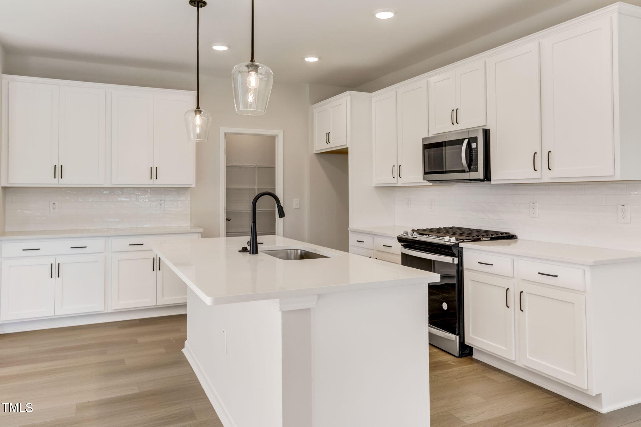 3033 Ranger Drive, Unit 24 Durham, NC 27703 - Photo 11 of 34 11-web-or-mls-Ranger Dr 24-011
