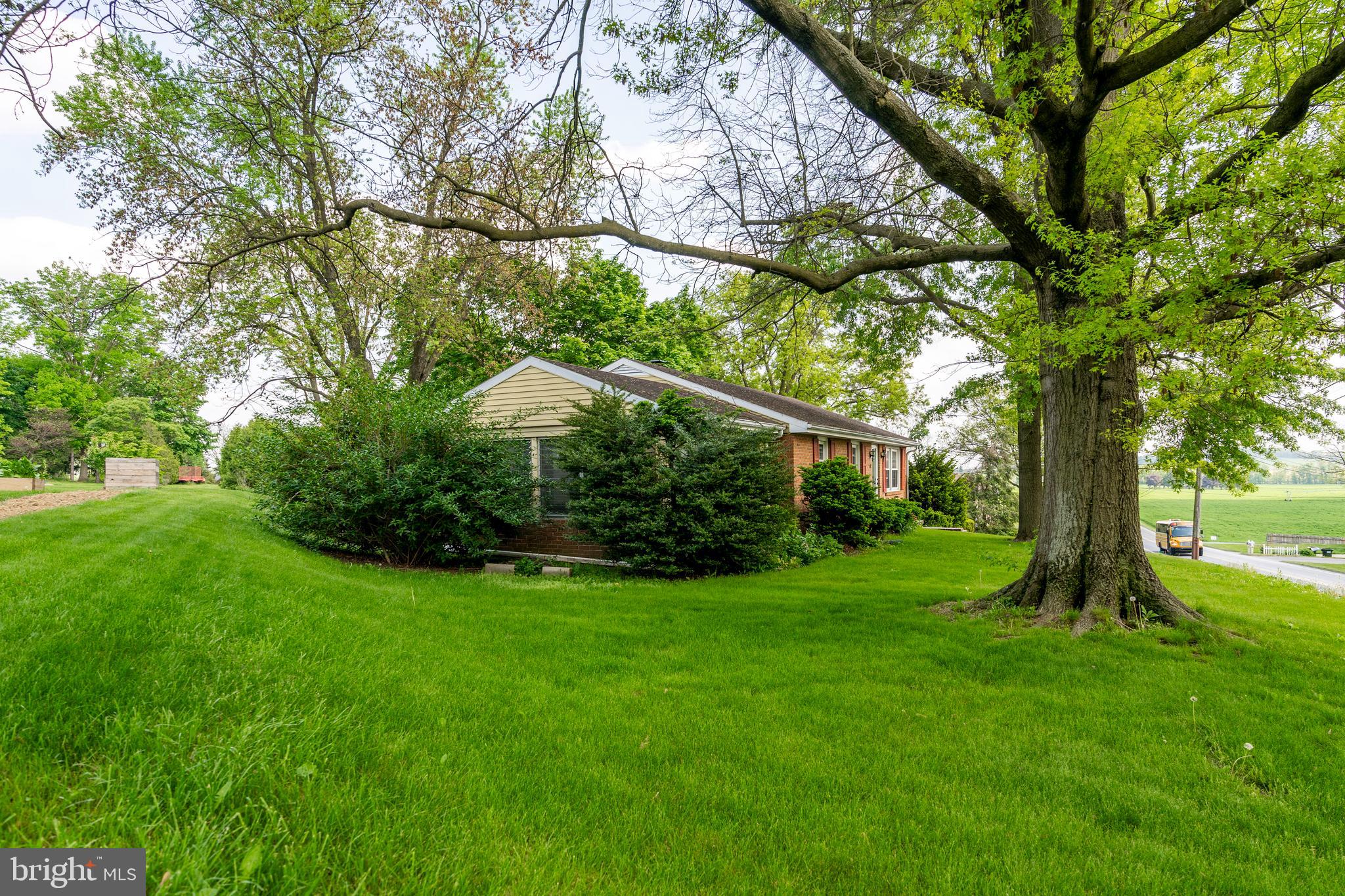 43 South Penryn Road Manheim, PA 17545 - Photo 9 of 44