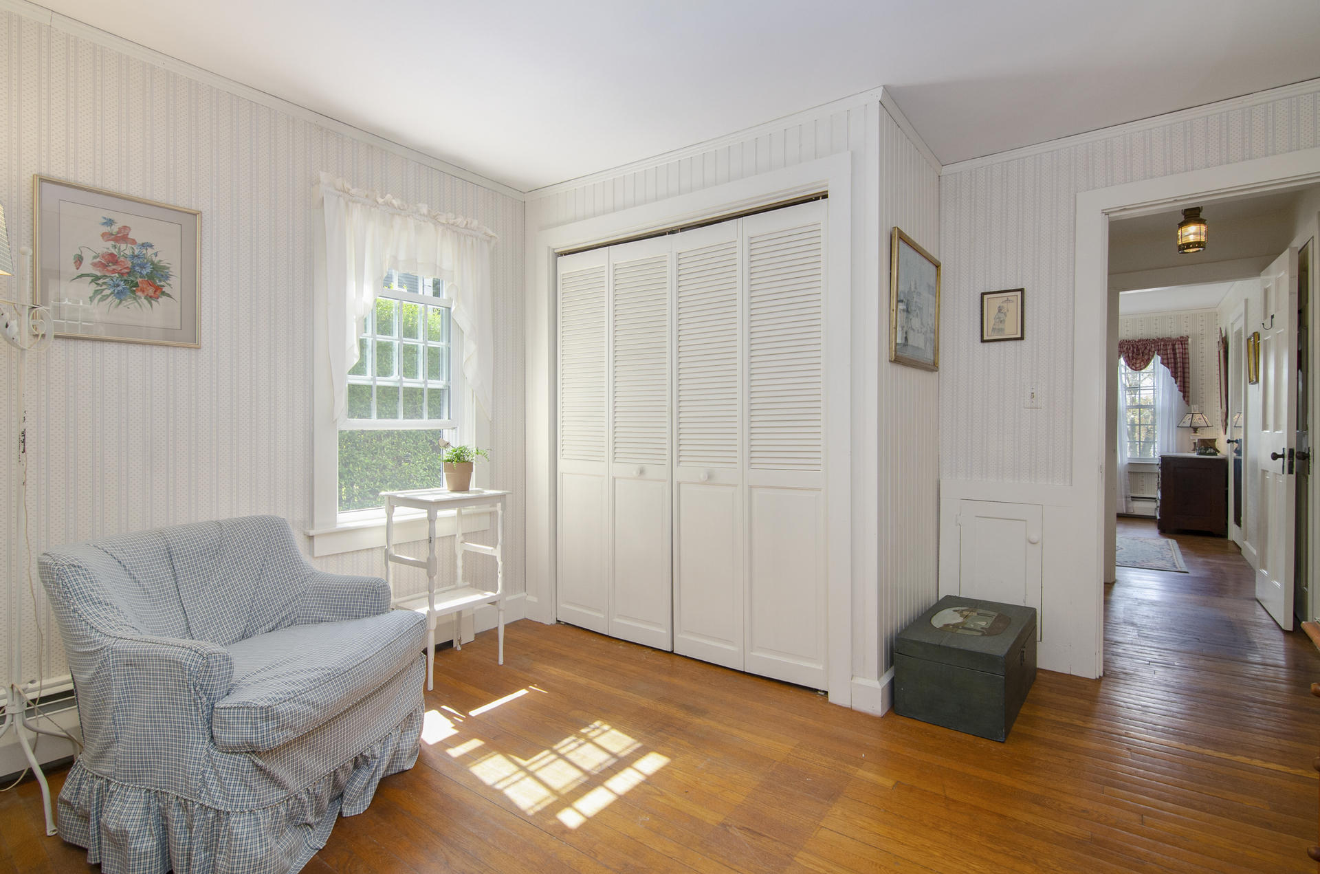 13 Water Street Sandwich, MA 02563 - Photo 9 of 23 Sitting Room