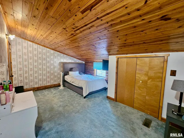 $324,900 | 1955 East 2700 North Road, Blue Mound, IL 62513