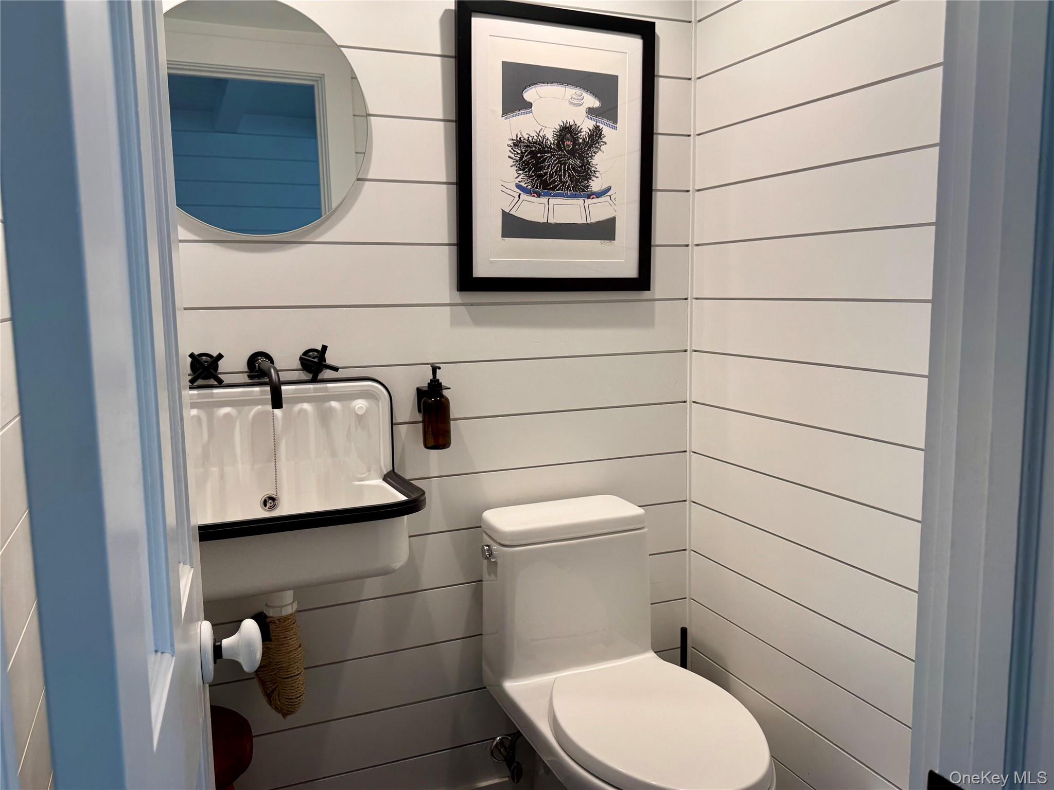 106 Oak Beach Road Babylon, NY 11702 - Photo 10 of 34