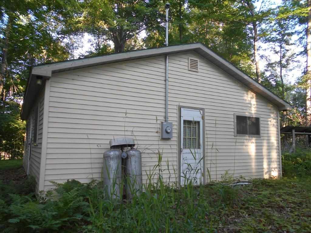 14571 17 Mile Road Leroy, MI 49655 - Photo 4 of 16 1803698-3.JPG