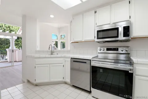 $749,000 | 7225 Calabria Court, Unit 92, San Diego, CA 92122