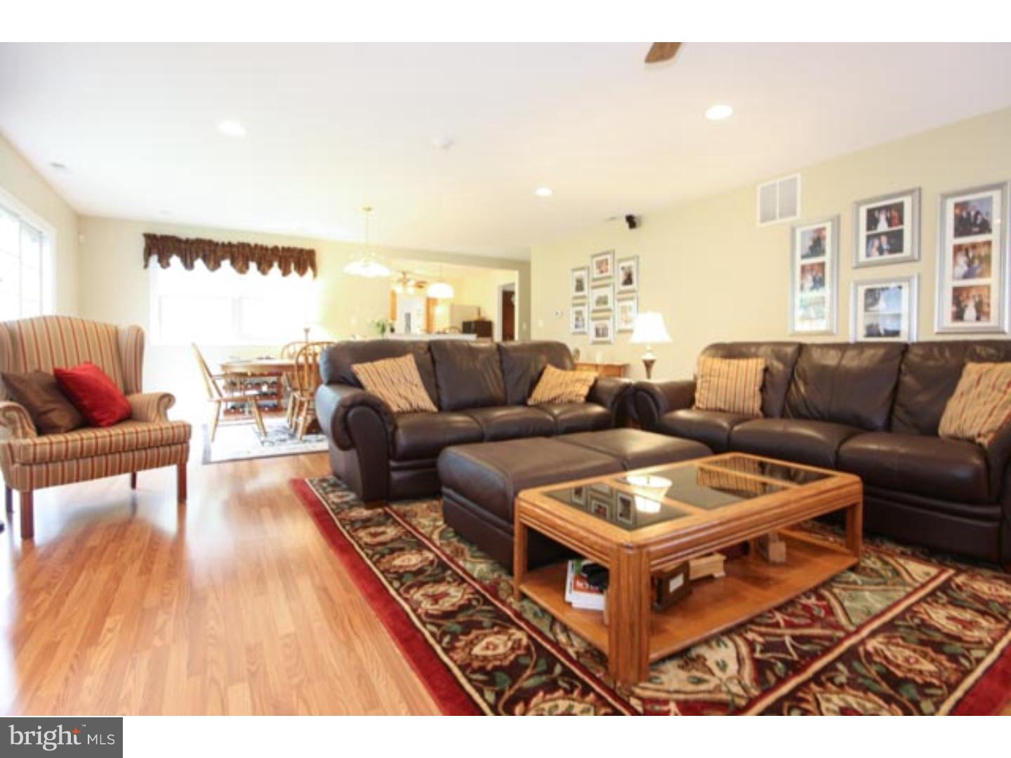 115 Pump Branch Road Berlin, NJ 08009 - Photo 5 of 25 Family Room