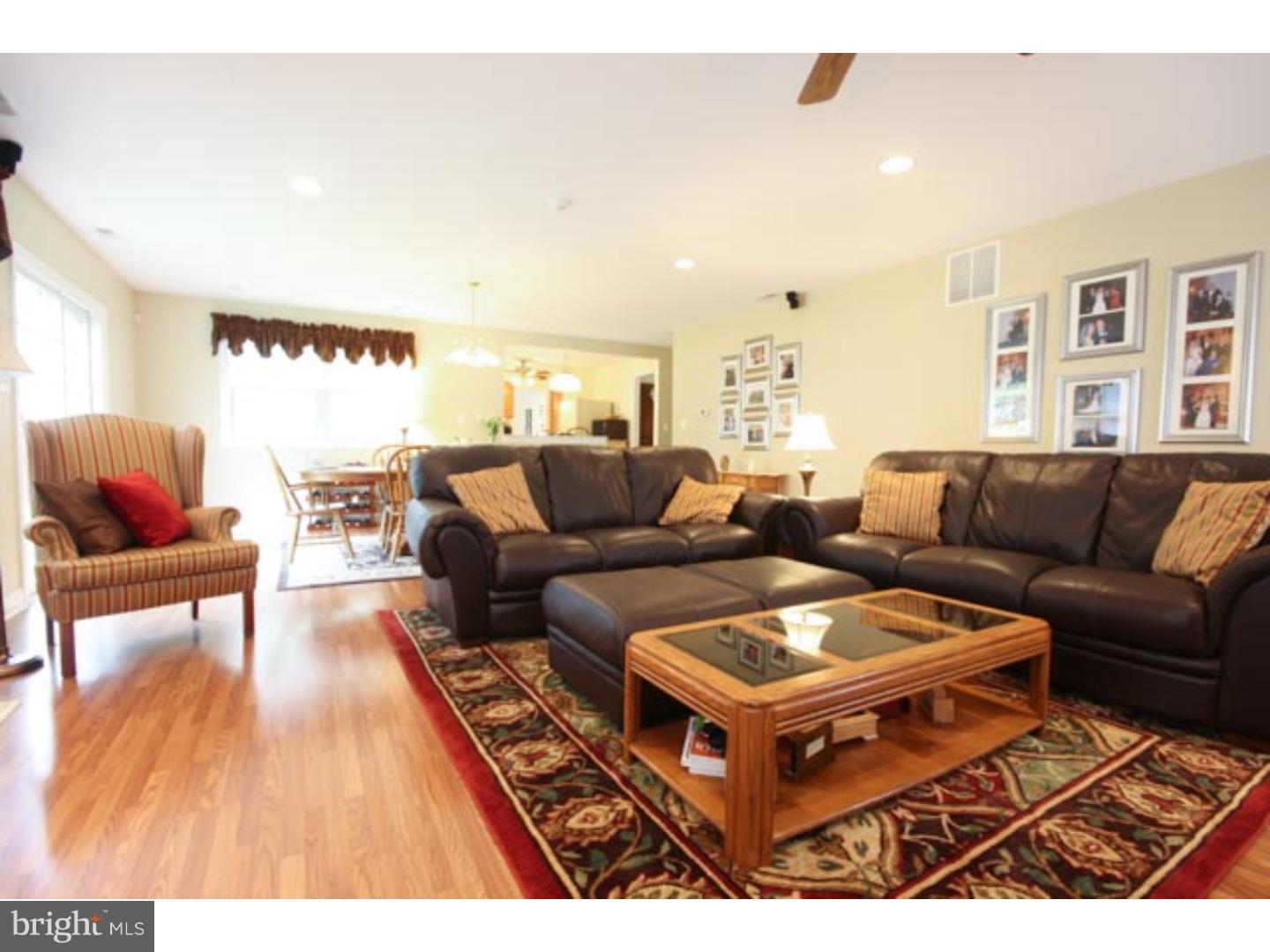 115 Pump Branch Road Berlin, NJ 08009 - Photo 6 of 25 Family Room