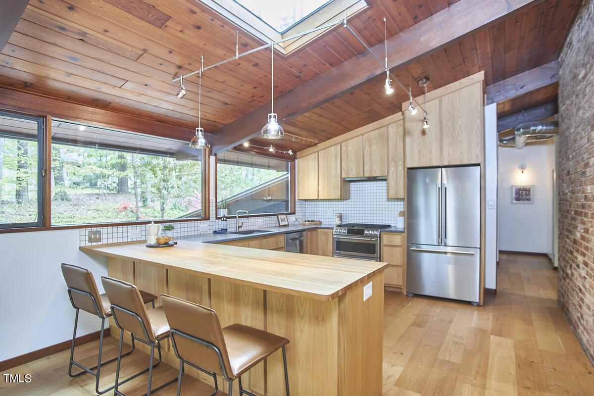 3524 Rugby Road Durham, NC 27707 - Photo 15 of 50 038