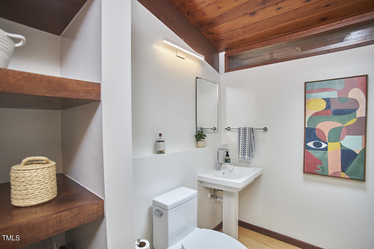 3524 Rugby Road Durham, NC 27707 - Photo 35 of 50 056