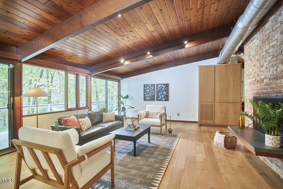 3524 Rugby Road Durham, NC 27707 - Photo 4 of 50 027