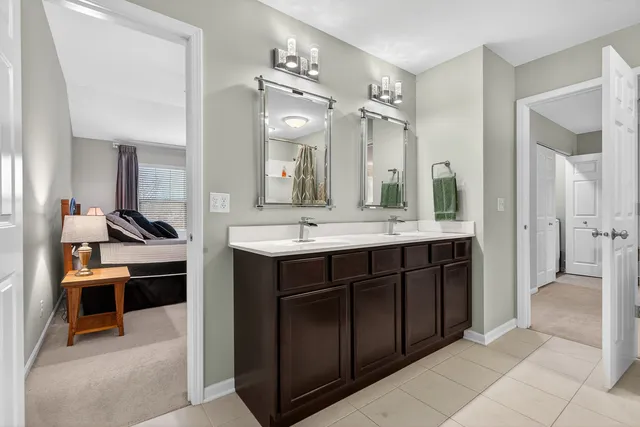 $349,900 | 34-w655 Roosevelt Avenue, Unit D, St. Charles, IL 60174