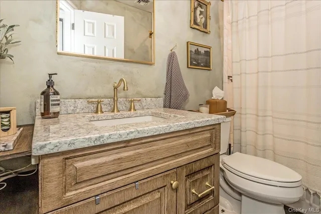 $778,000 | 79 North Cedar Street, Massapequa, NY 11758