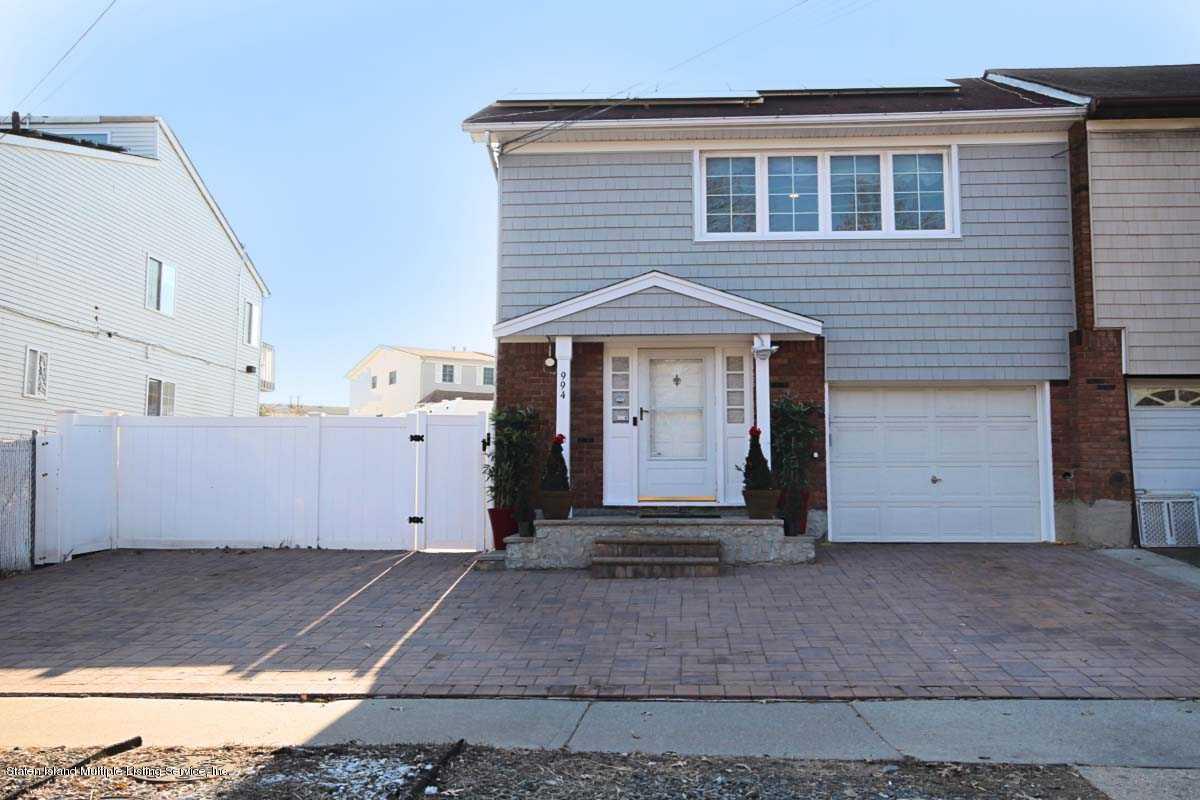 994 Arthur Kill Road Staten Island, NY 10312 - Photo 3 of 35 download (30)