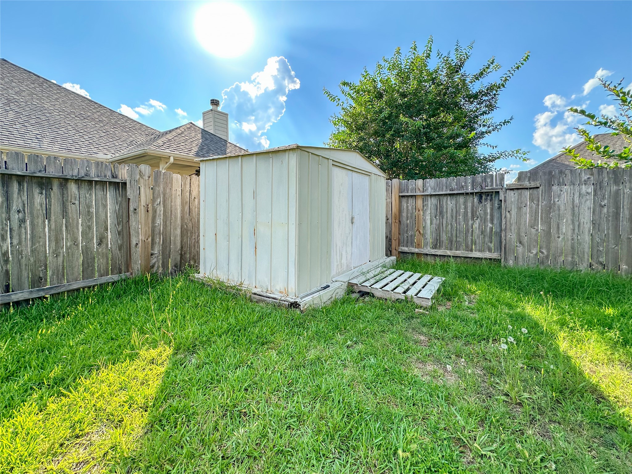 20319 Little Wing Drive Spring, TX 77388 - Photo 47 of 49 a view of a backyard with a garden