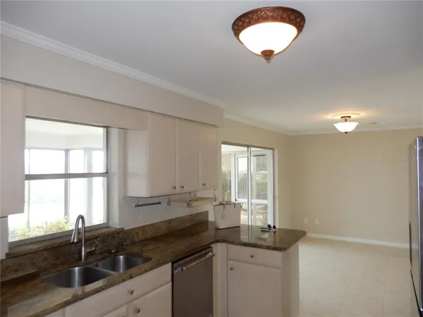 $5,500 | 337 1st Street West, Tierra Verde, FL 33715