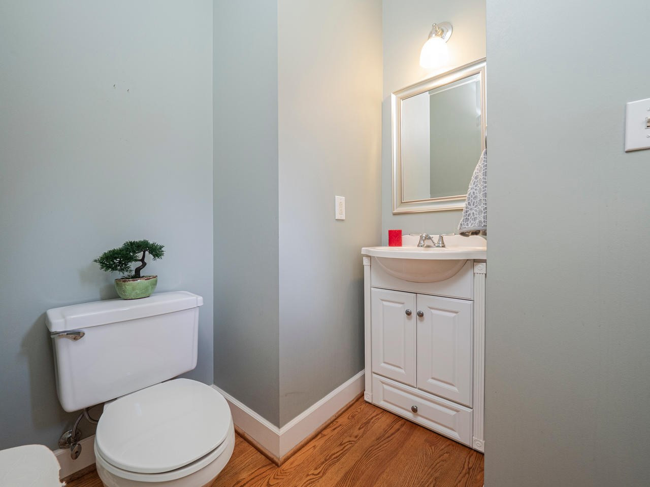4404 MacIntyre Commons Raleigh, NC 27606 - Photo 13 of 27 Half Bath