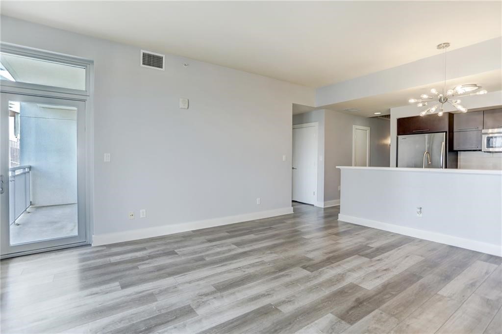 603 Davis Street, Unit 907 Austin, TX 78701 - Photo 10 of 20 Spacious living to patio lifestyle!