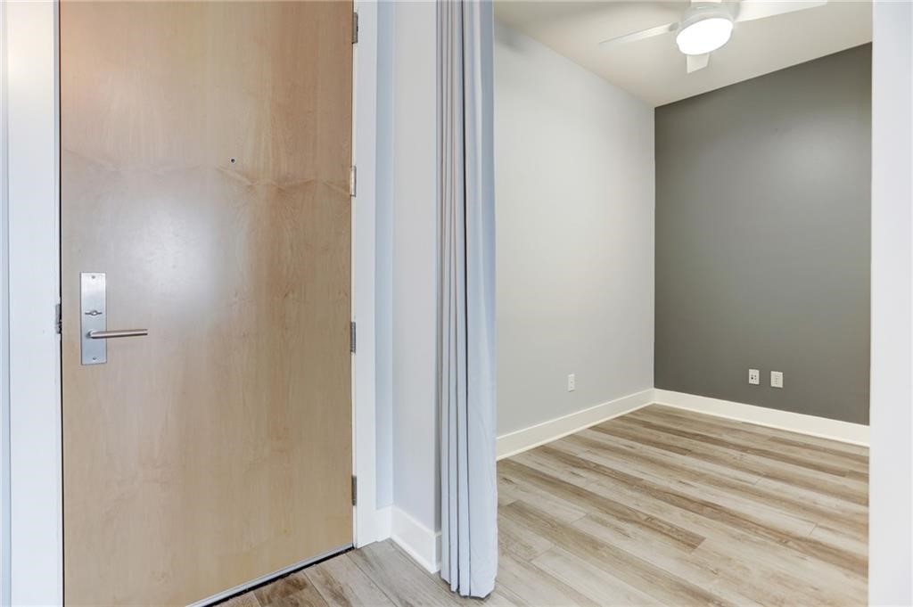 603 Davis Street, Unit 907 Austin, TX 78701 - Photo 7 of 20 Bonus room- office or Dressing room/Closet!