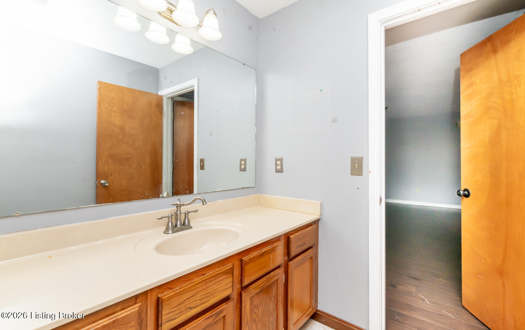 110 Masters Street Radcliff, KY 40160 - Photo 41 of 72 PBR Bathroom