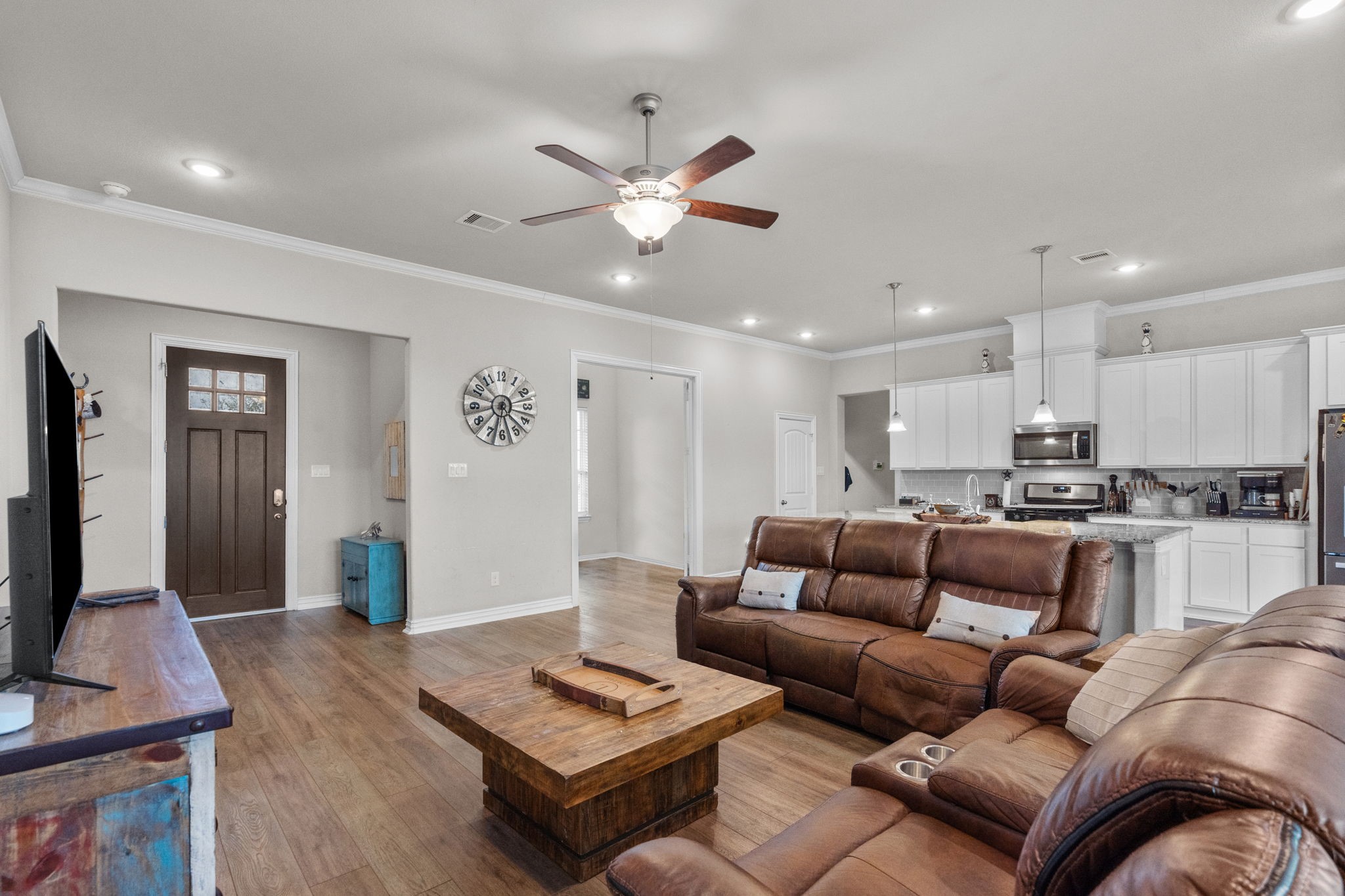 7519 Rosedown Court Rosharon, TX 77583 - Photo 11 of 43