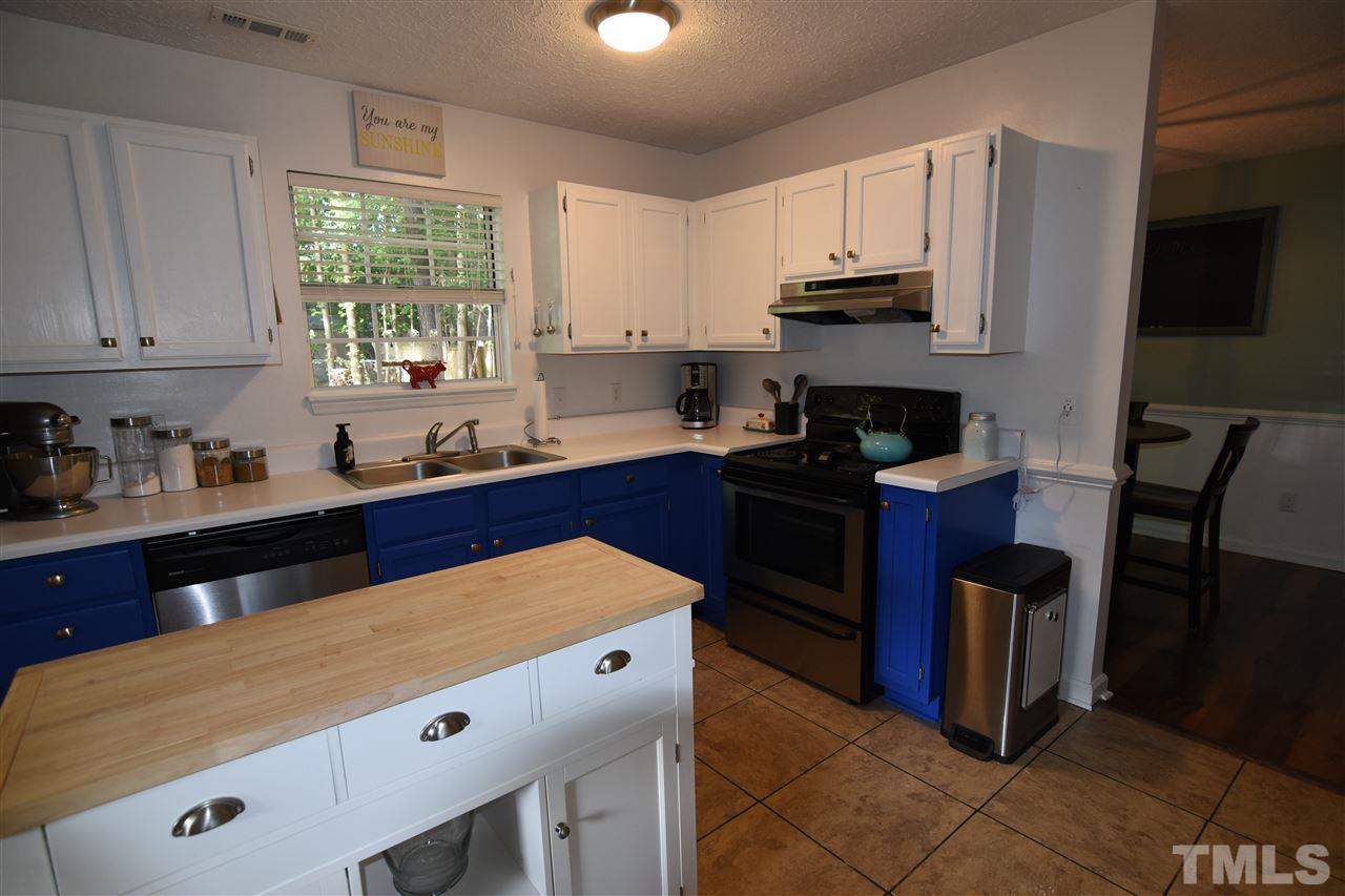 2709 Goshawk Lane Raleigh, NC 27603 - Photo 13 of 29 Gallery Image 13