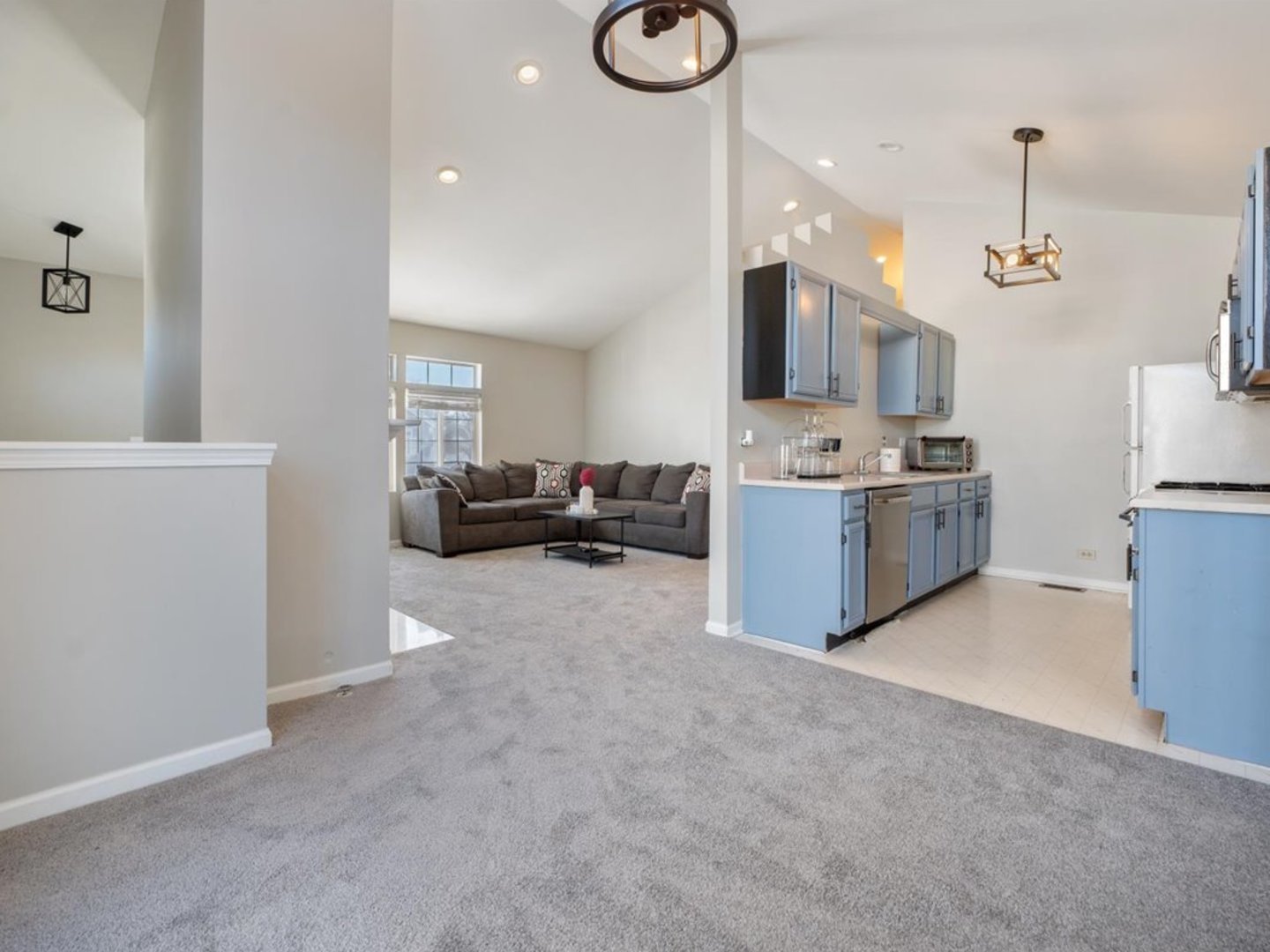 304 Nautical Way, Unit D Elgin, IL 60123 - Photo 6 of 22