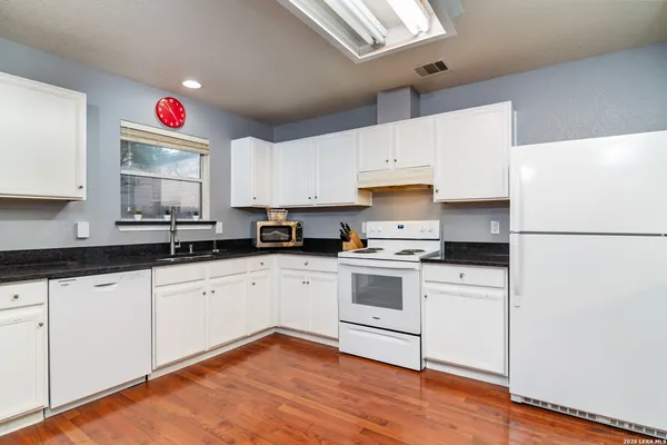 $1,595 | 14726 Bluemist Pass, San Antonio, TX 78247