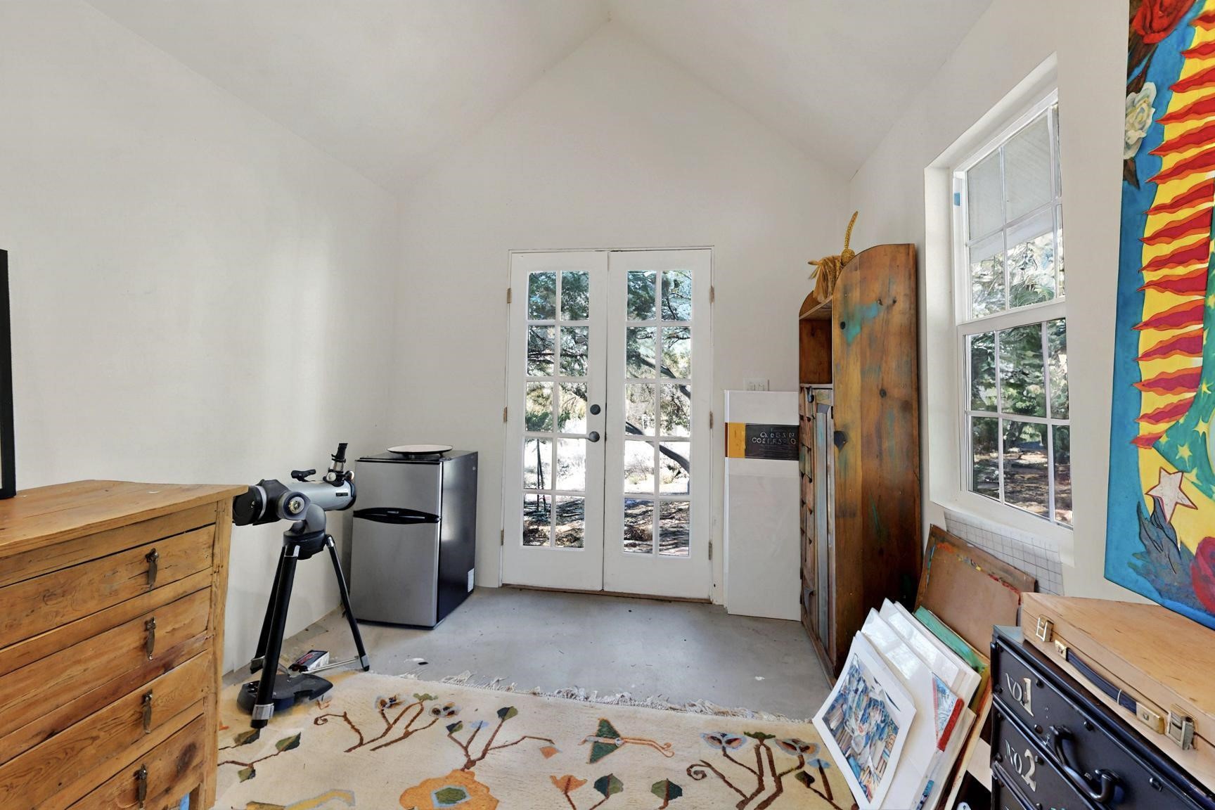15 Toltec Road Santa Fe, NM 87505 - Photo 45 of 72 A creative space or home office