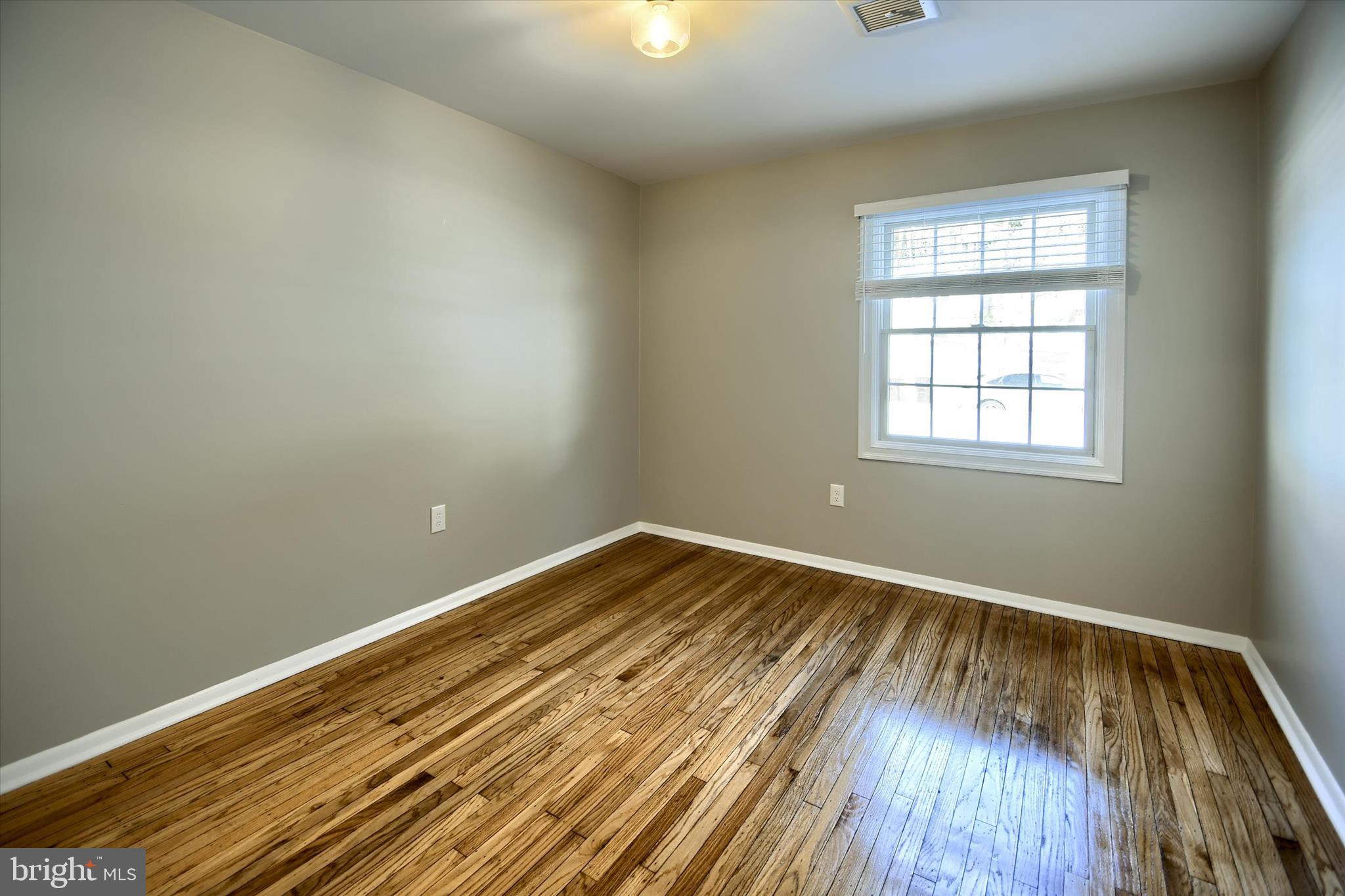 958 Longview Road King of Prussia, PA 19406 - Photo 17 of 48