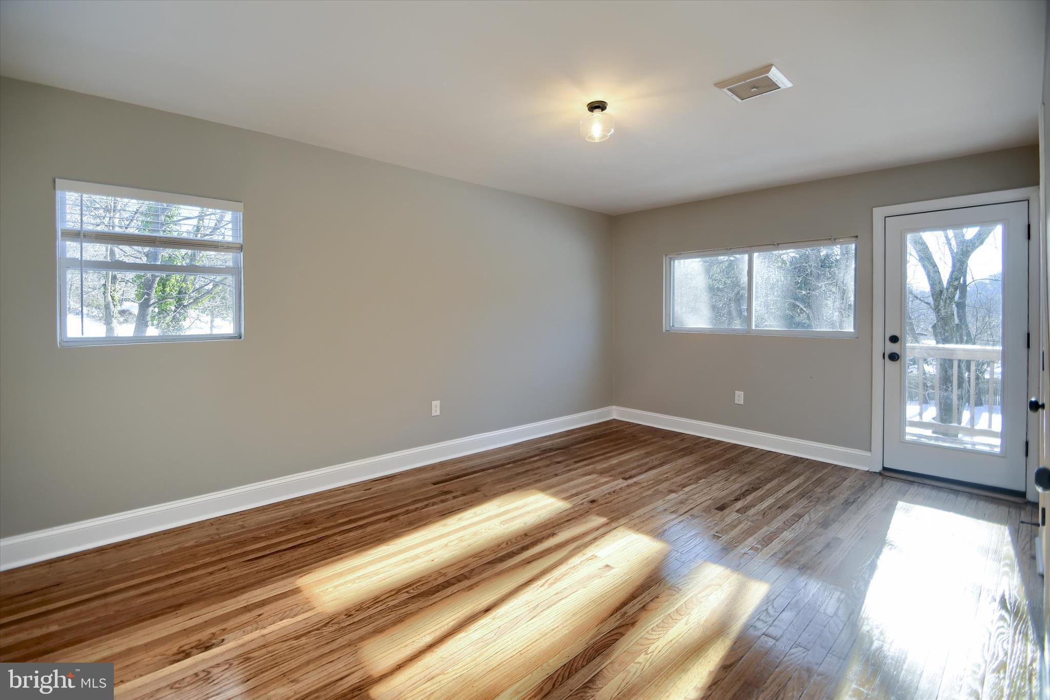 958 Longview Road King of Prussia, PA 19406 - Photo 21 of 48