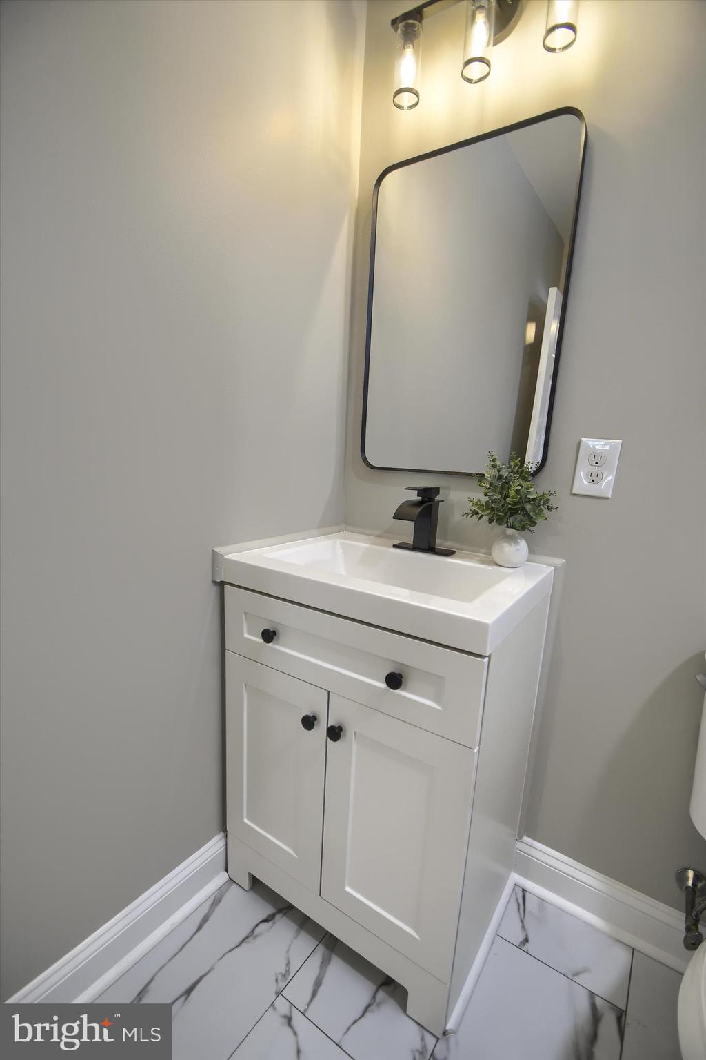 958 Longview Road King of Prussia, PA 19406 - Photo 28 of 48