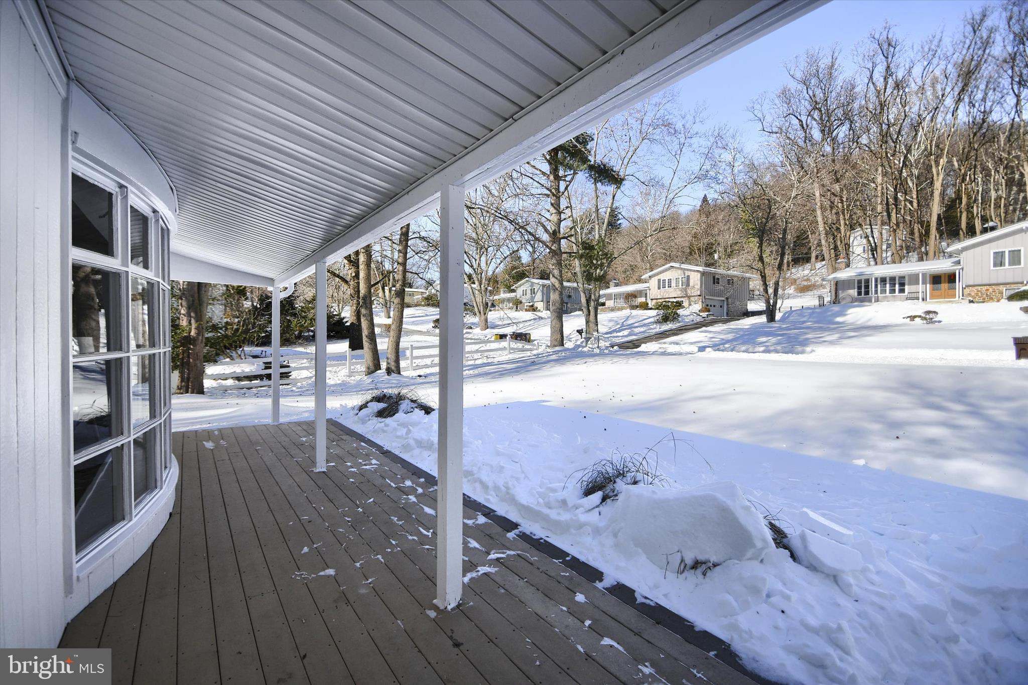 958 Longview Road King of Prussia, PA 19406 - Photo 5 of 48