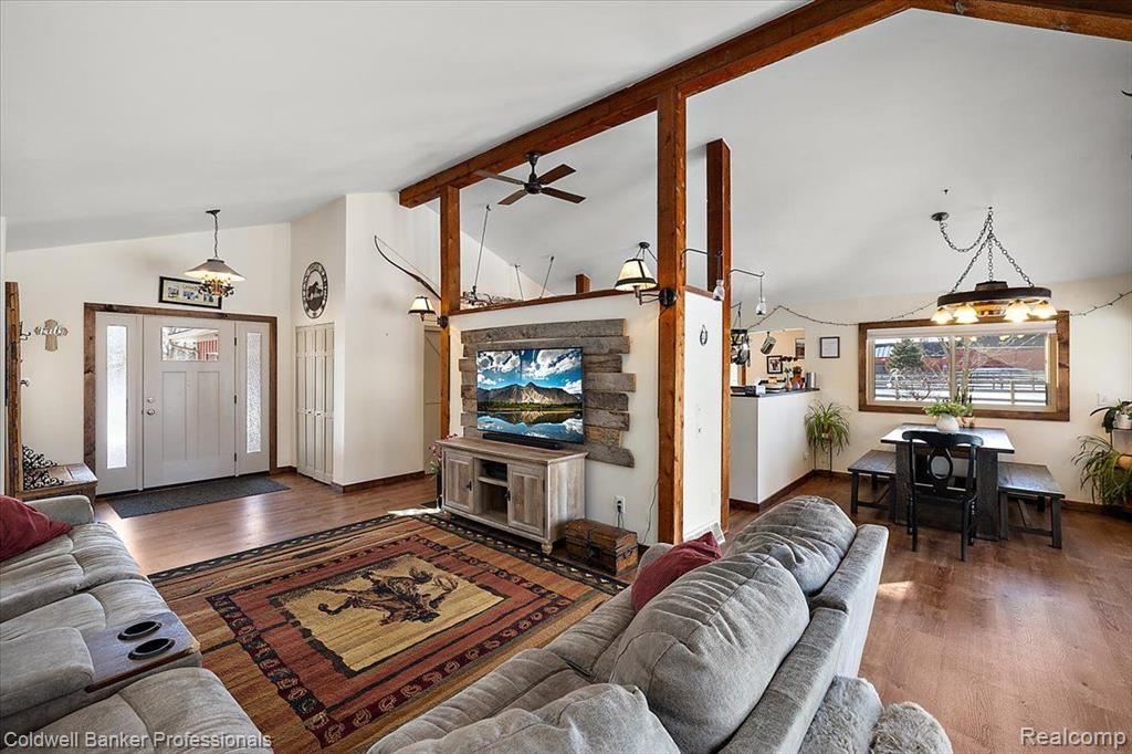 5240 Thomas Road Metamora, MI 48455 - Photo 9 of 67