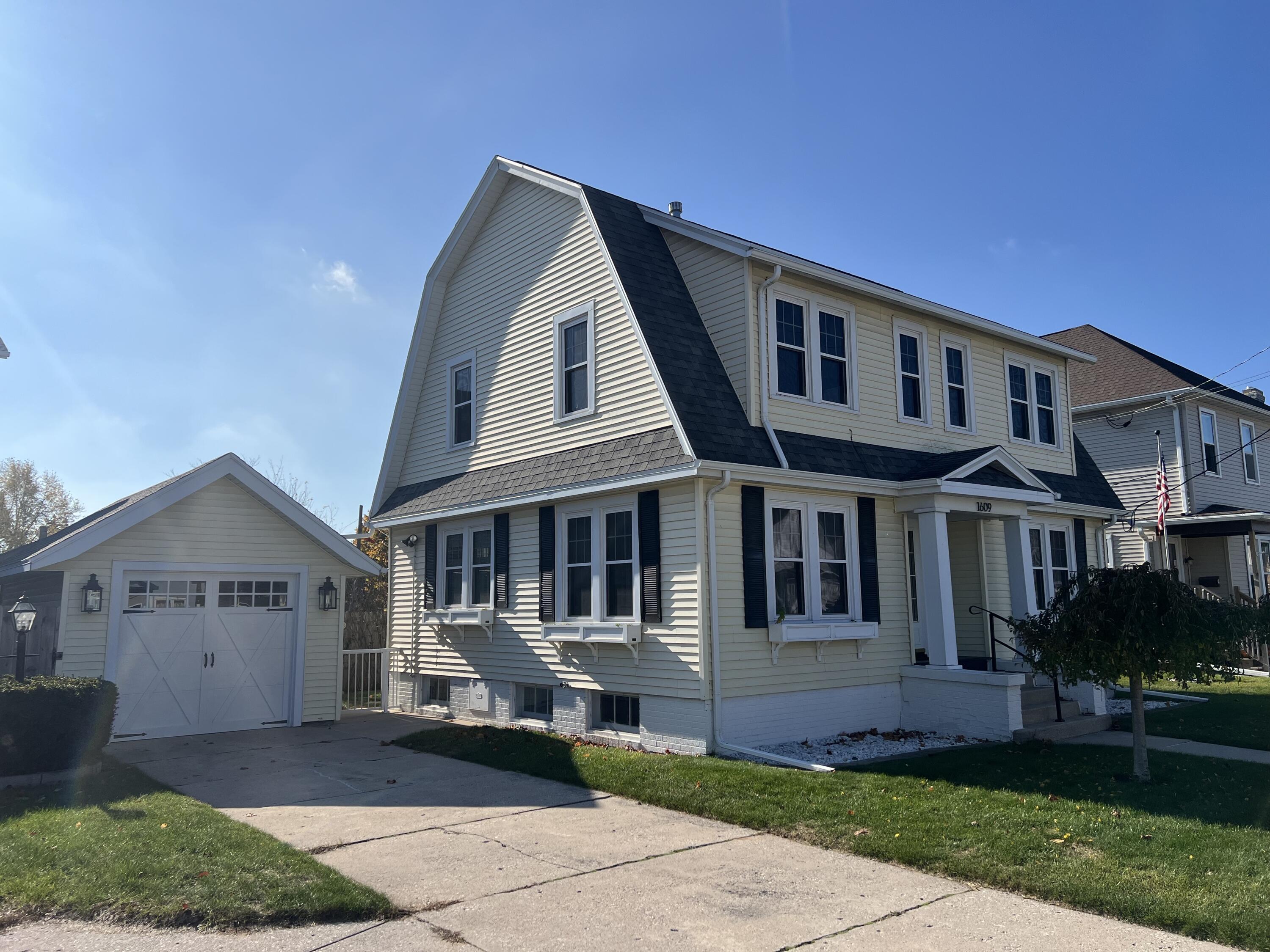 1609 24th Street Two Rivers, WI 54241 - Photo 1 of 1 IMG_0587