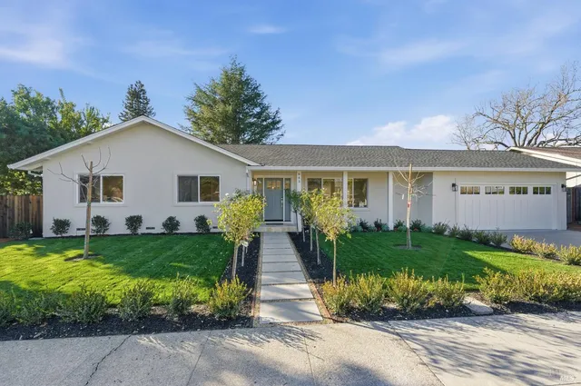 $1,699,000 | 883 Cordilleras Drive, Unit 1, Sonoma, CA 95476