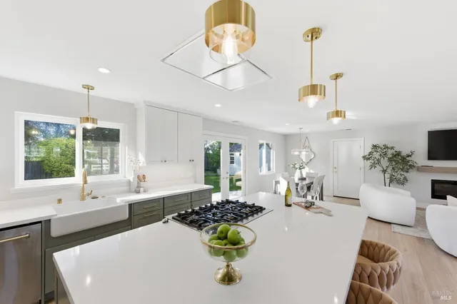 $1,699,000 | 883 Cordilleras Drive, Unit 1, Sonoma, CA 95476