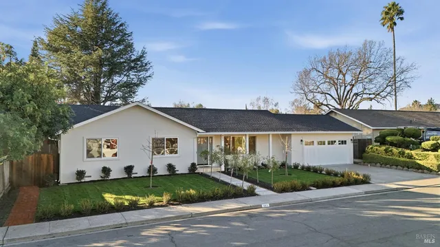 $1,699,000 | 883 Cordilleras Drive, Unit 1, Sonoma, CA 95476