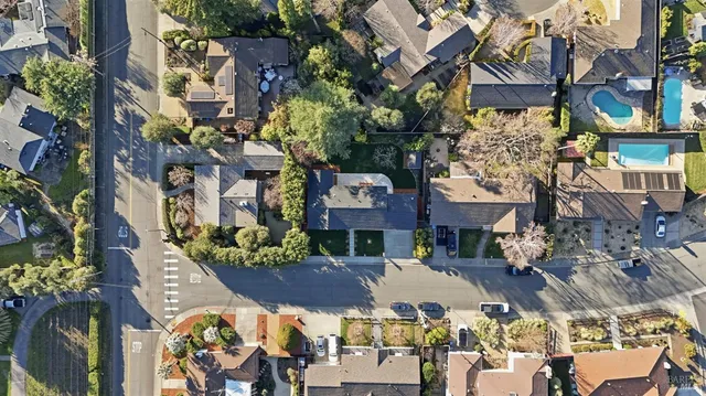 $1,699,000 | 883 Cordilleras Drive, Unit 1, Sonoma, CA 95476