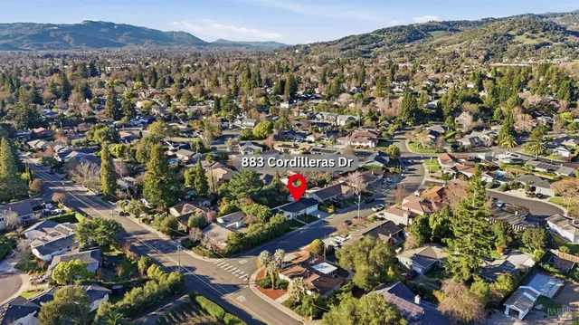 $1,699,000 | 883 Cordilleras Drive, Unit 1, Sonoma, CA 95476