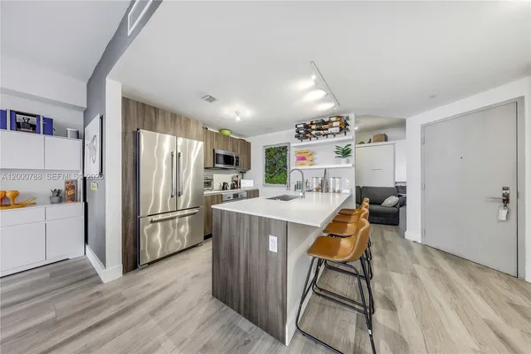 $5,350 | 488 Northeast 18th Street, Unit 1711, Miami, FL 33132