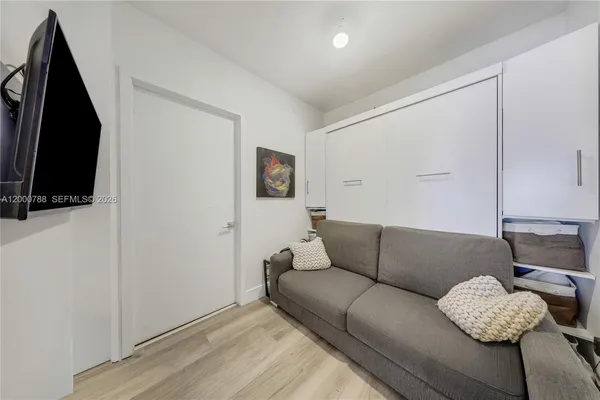 $5,350 | 488 Northeast 18th Street, Unit 1711, Miami, FL 33132